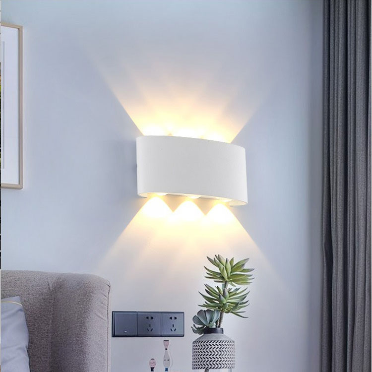 Wholesale Inventory New Style Solar up Down Wall Light Light for Garden Living Room Wall Home Room Decor Outdoor Lamp