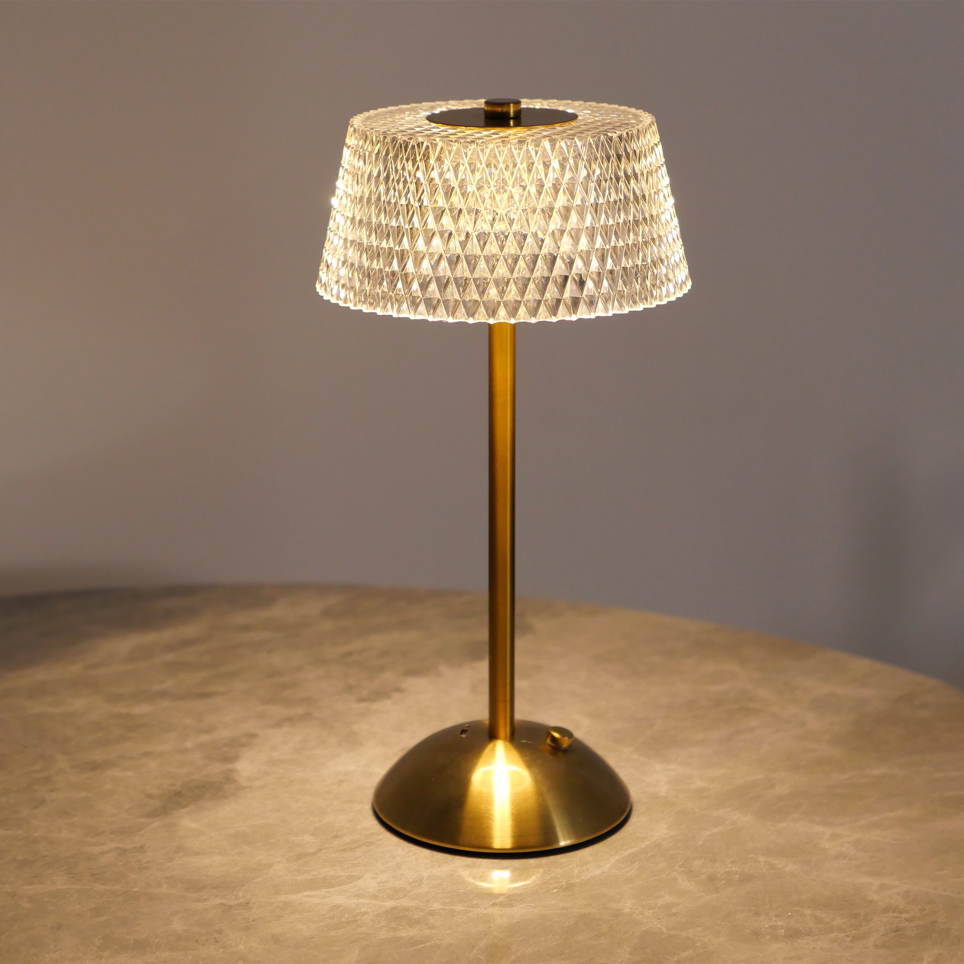 Good Quality Factory Directly Hot Sale USB Rechargeable Touch Dimmable LED Bar Restaurant Decorative Table Lamp